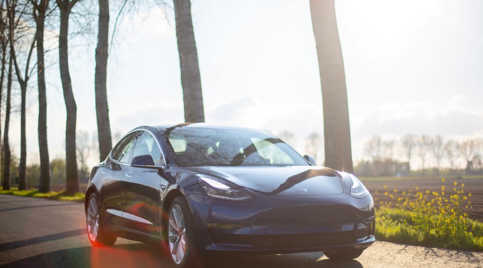 Read more about the article Tesla Model 3 Replacement Tires